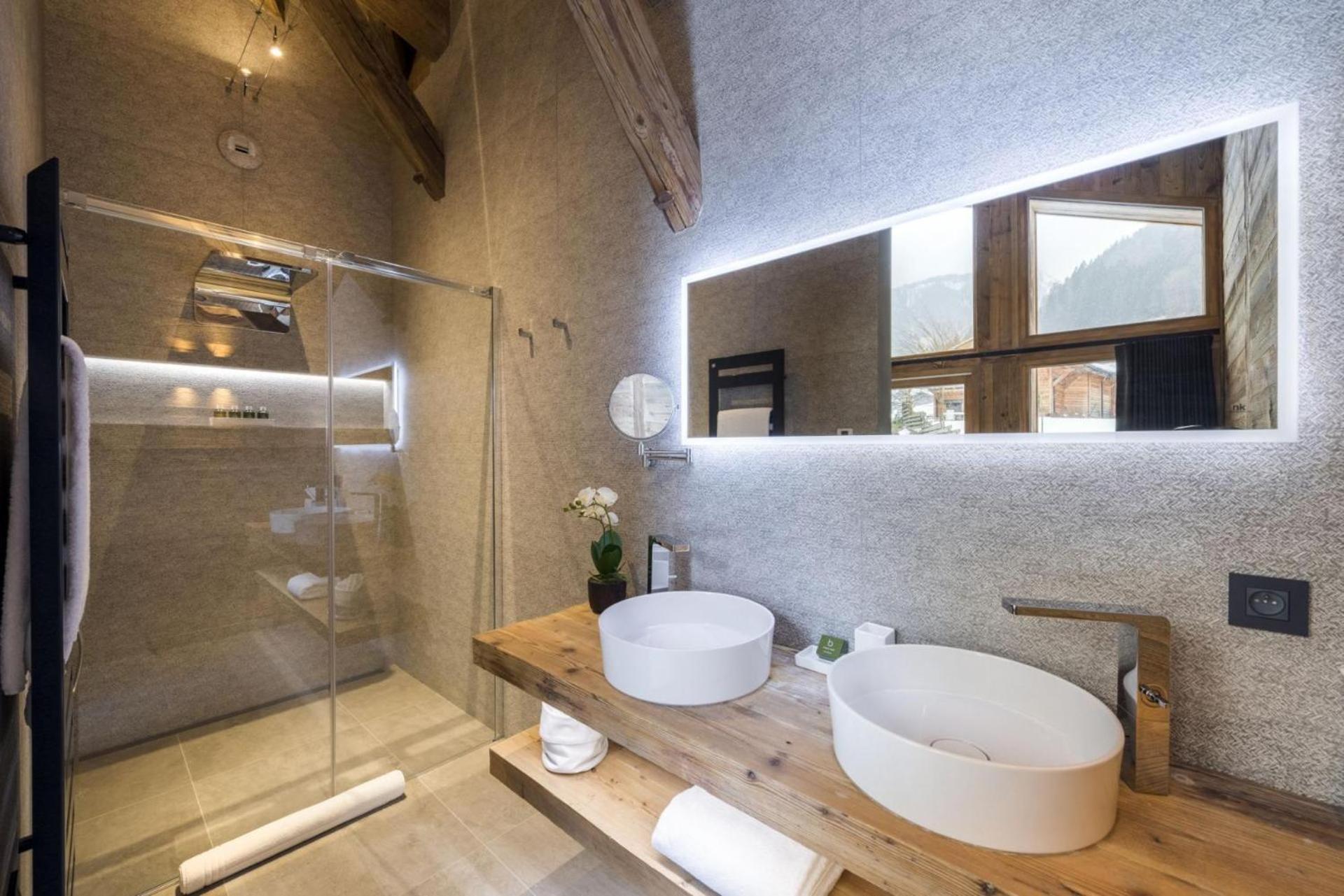 Chalet Zell: A Scenic Retreat By The Lake Apartment